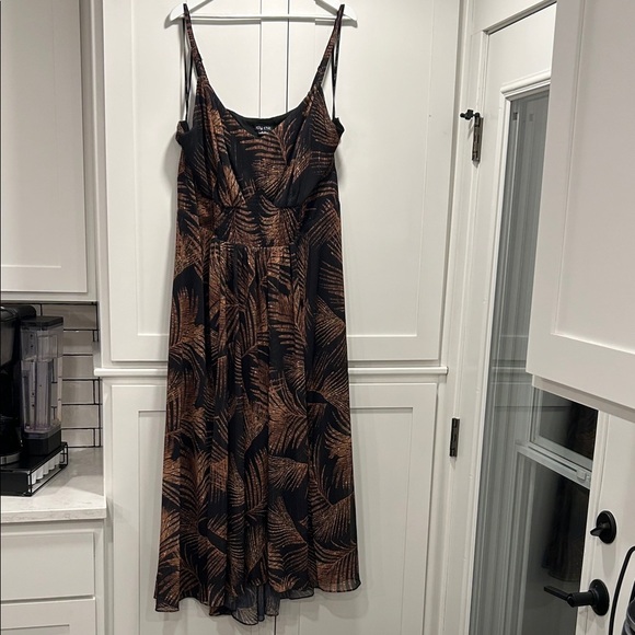 City Chic Elegant Black and Brown Leaf Print Maxi Dress XL - Picture 2 of 15